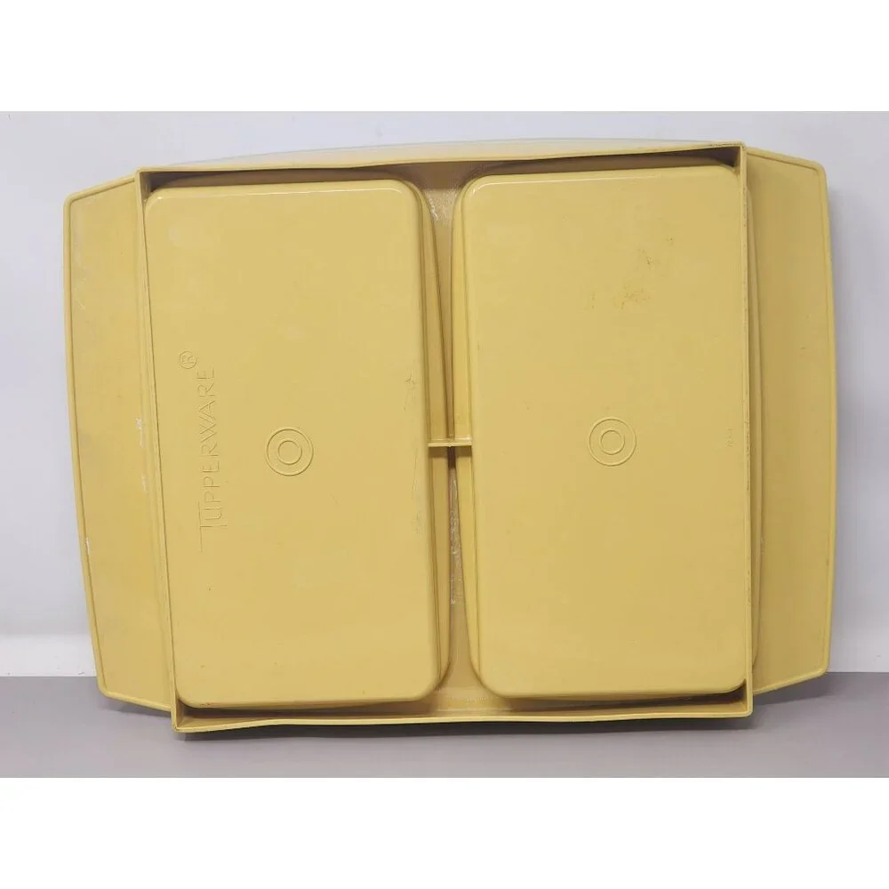 Tupperware this vintage